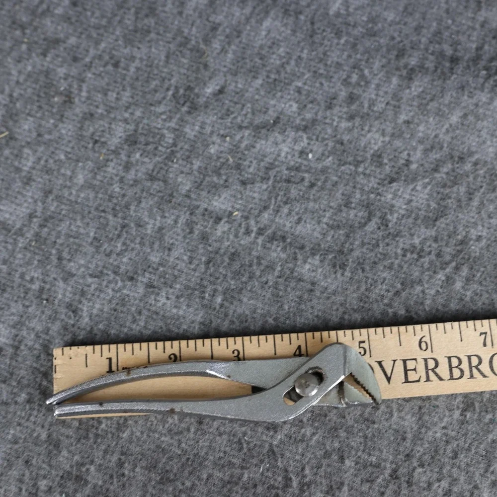 Kal Mini Pliers 6 In KAL-235 Adjustable Knurled Handle Steel Silver Japan